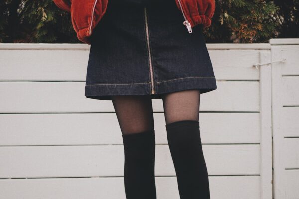 Photo asymmetric skirt